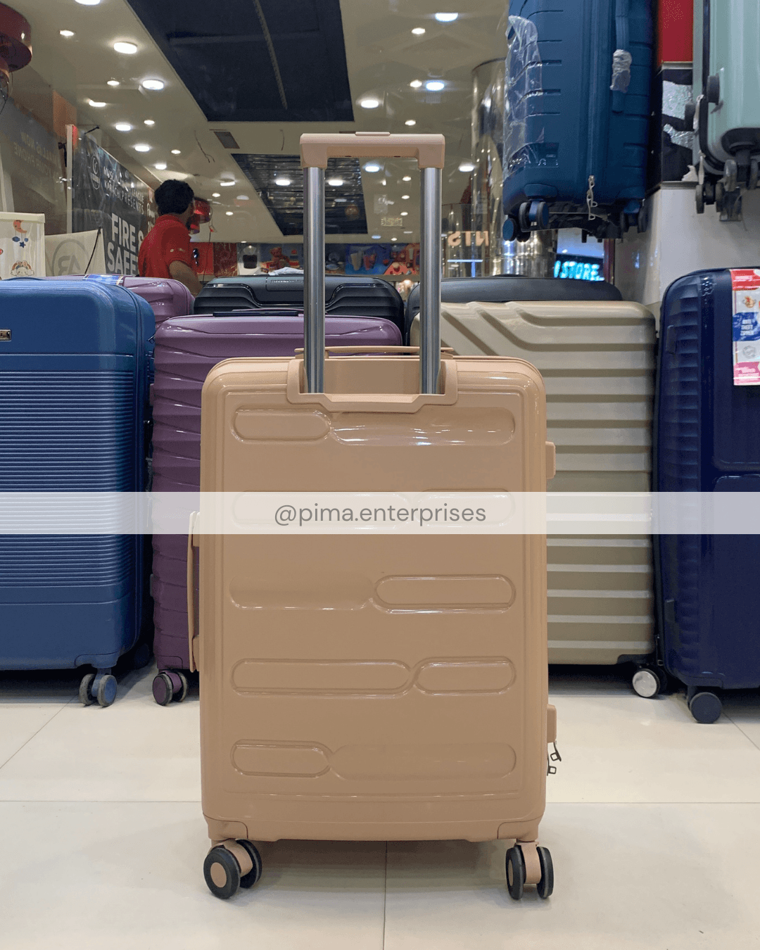 How the Right Bag Can Make Your Travel Easier: A Complete Guide for Smart Travelers